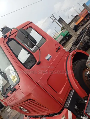 Mercedes 1722 Cab and Chasis