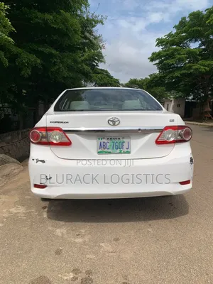 Toyota Corolla LE 4dr Sedan (1.8L 4cyl 4A) 2012 White