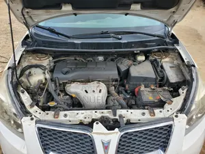 Pontiac Vibe 2009 White