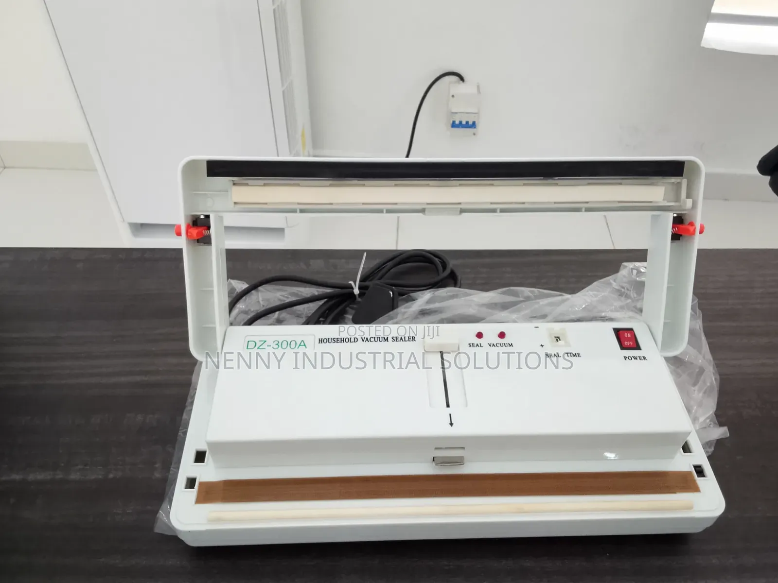 Household Vacuum Sealing Machine - Vacuum Sealer