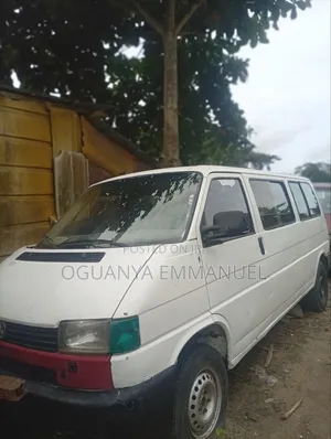 Volkswagen Transporter 2003 White