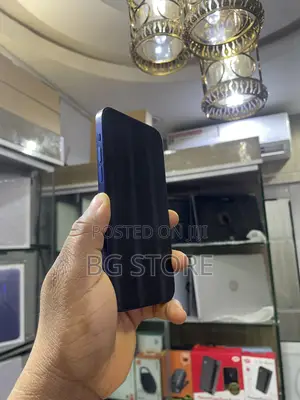 Apple iPhone 12 64 GB Blue