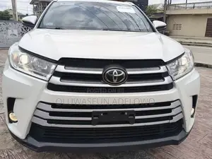 Toyota Highlander XLE 2019 White