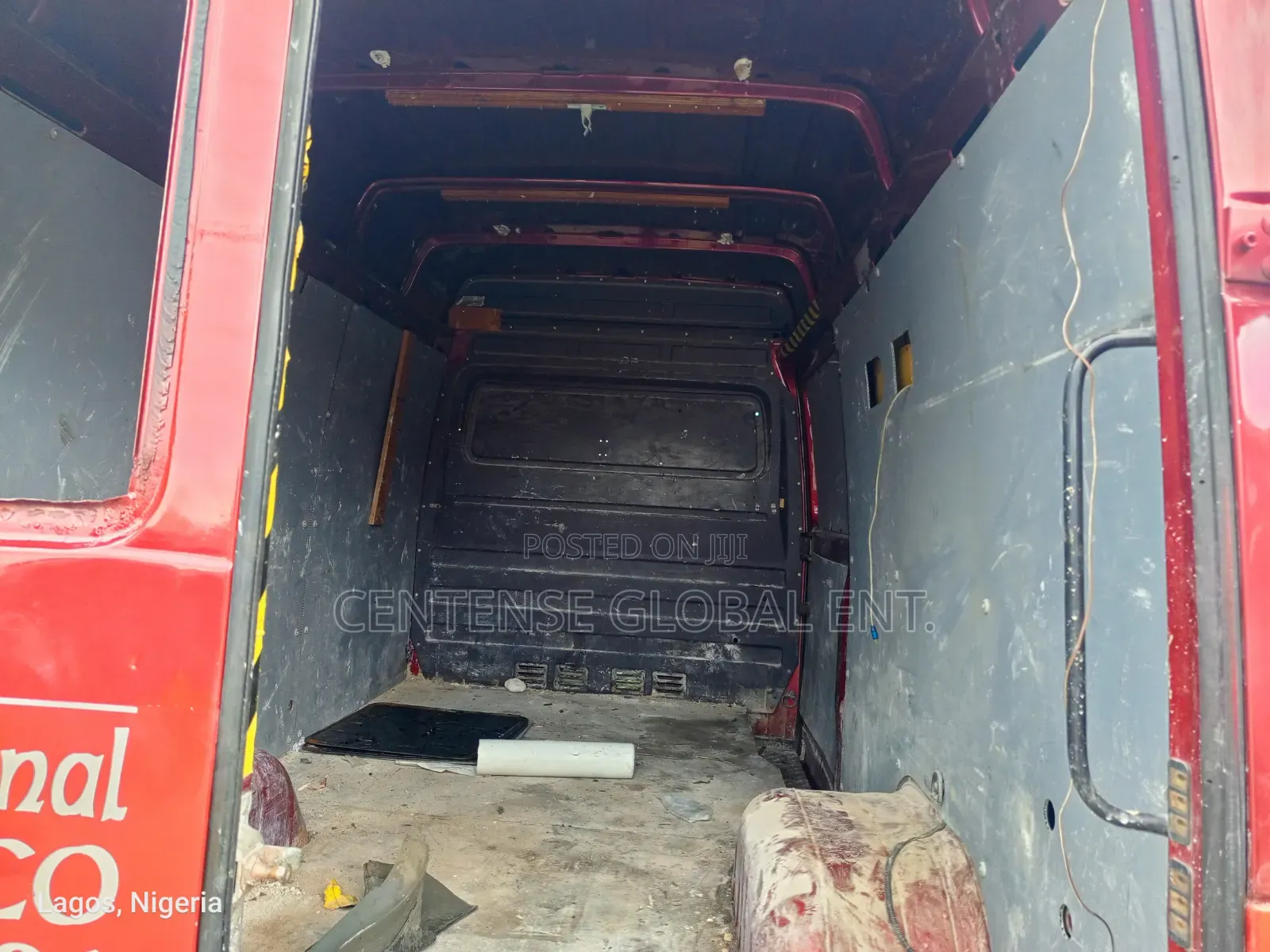 Mercedes-Benz Sprinter 1999 Red