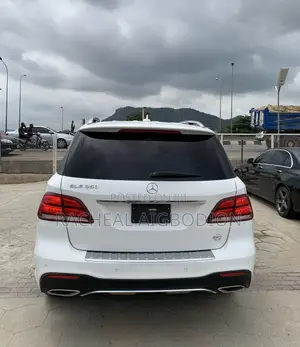 Mercedes-Benz GLE-Class 2017 White