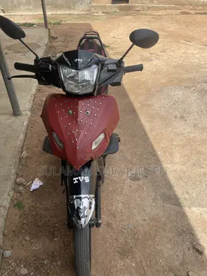TVS Apache 180 RTR 2025 Black