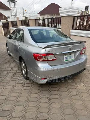 Toyota Corolla 2013 Silver