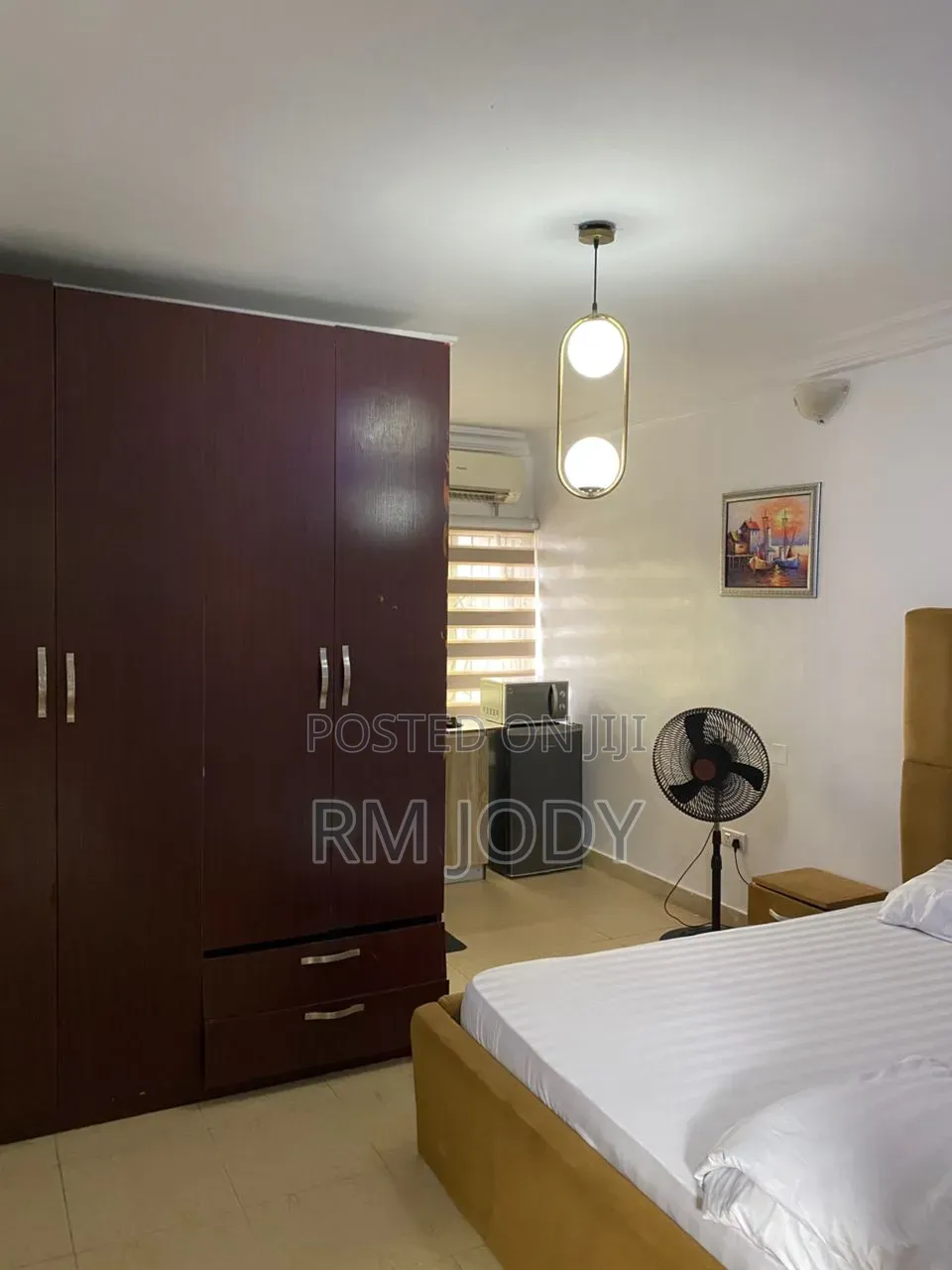 Single Room in a Duplex