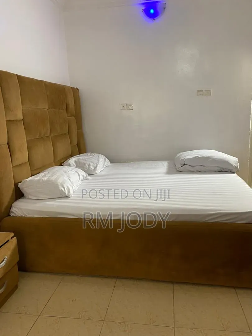 Single Room in a Duplex