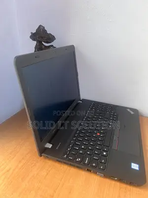 Laptop Lenovo 8GB Intel Core i5 SSD 250GB