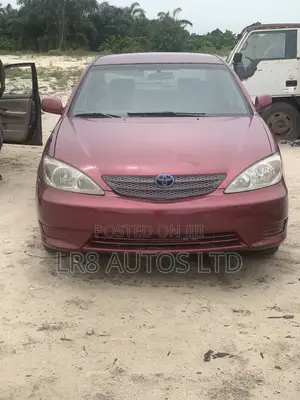 Toyota Camry LE 4dr Sedan (2.4L 4cyl 4A) 2004 Red