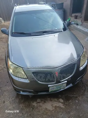 Pontiac Vibe 2006 Gray