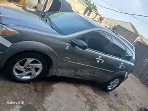 Pontiac Vibe 2006 Gray