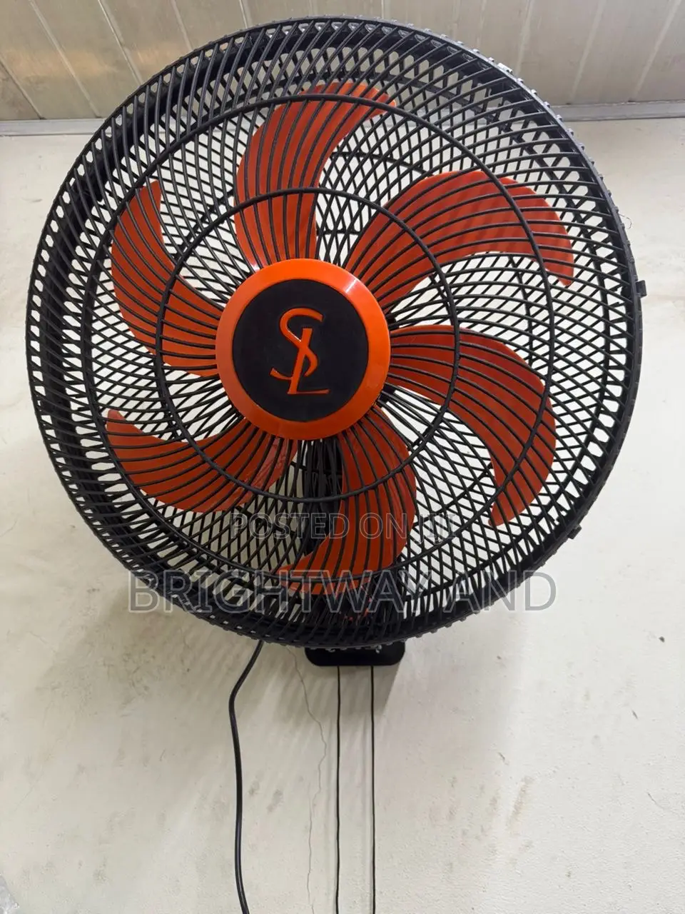 Wall Fan Black