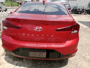 Hyundai Elantra Limited 2019 Red