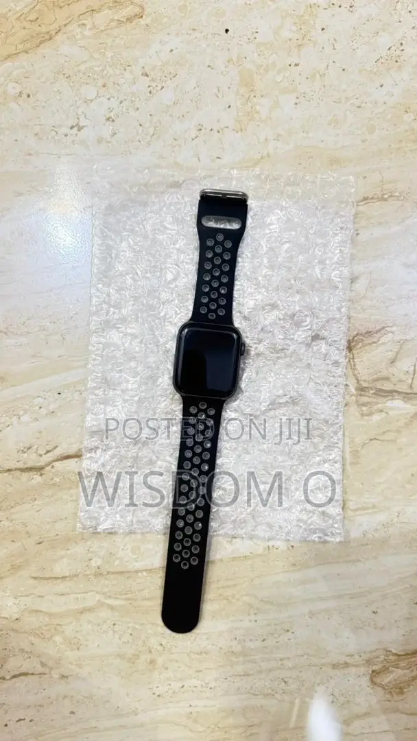 Apple Watch Series 5 44mm