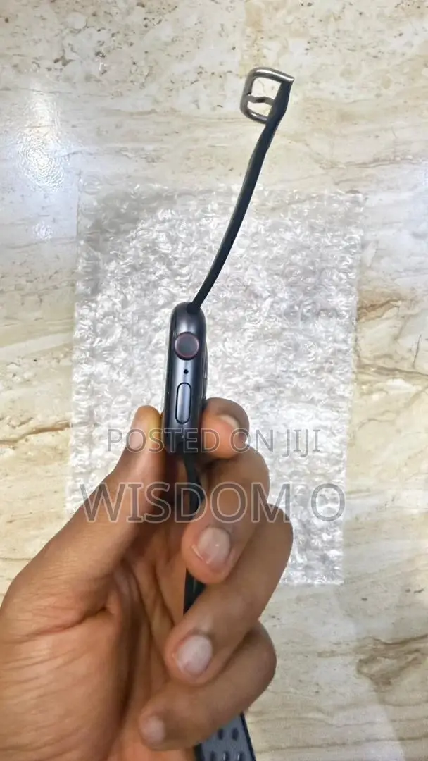 Apple Watch Series 5 44mm