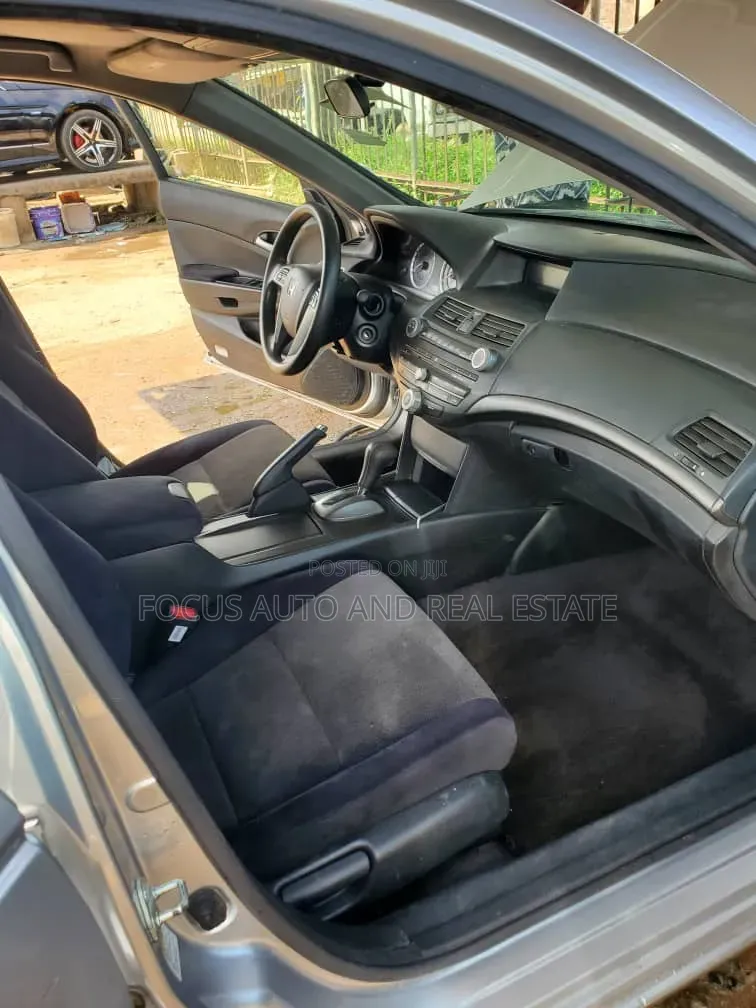 Honda Accord 2008 Silver