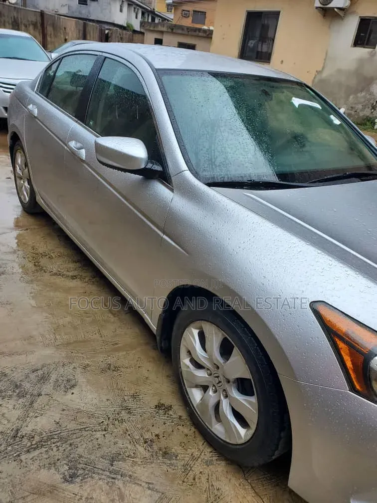 Honda Accord 2008 Silver