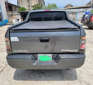 Honda Ridgeline 2008 Gray