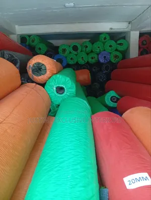 Artificial Grass 
High Quality Grass 
Available in Bulk