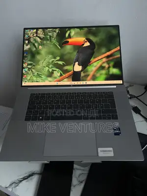 Laptop HP ZBook Studio 32GB Intel Core i7 SSD 1T