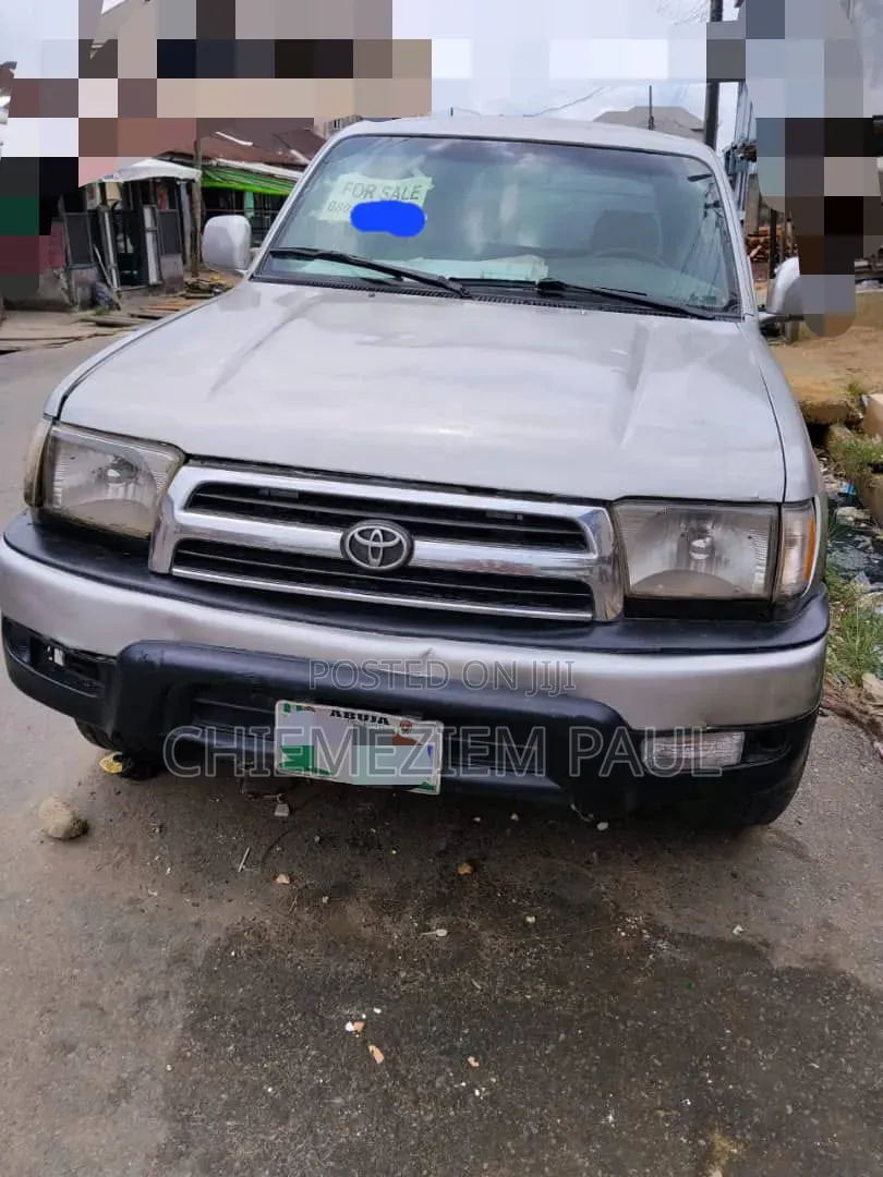 Toyota 4-Runner 2000 Silver