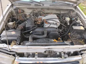 Toyota 4-Runner 2000 Silver
