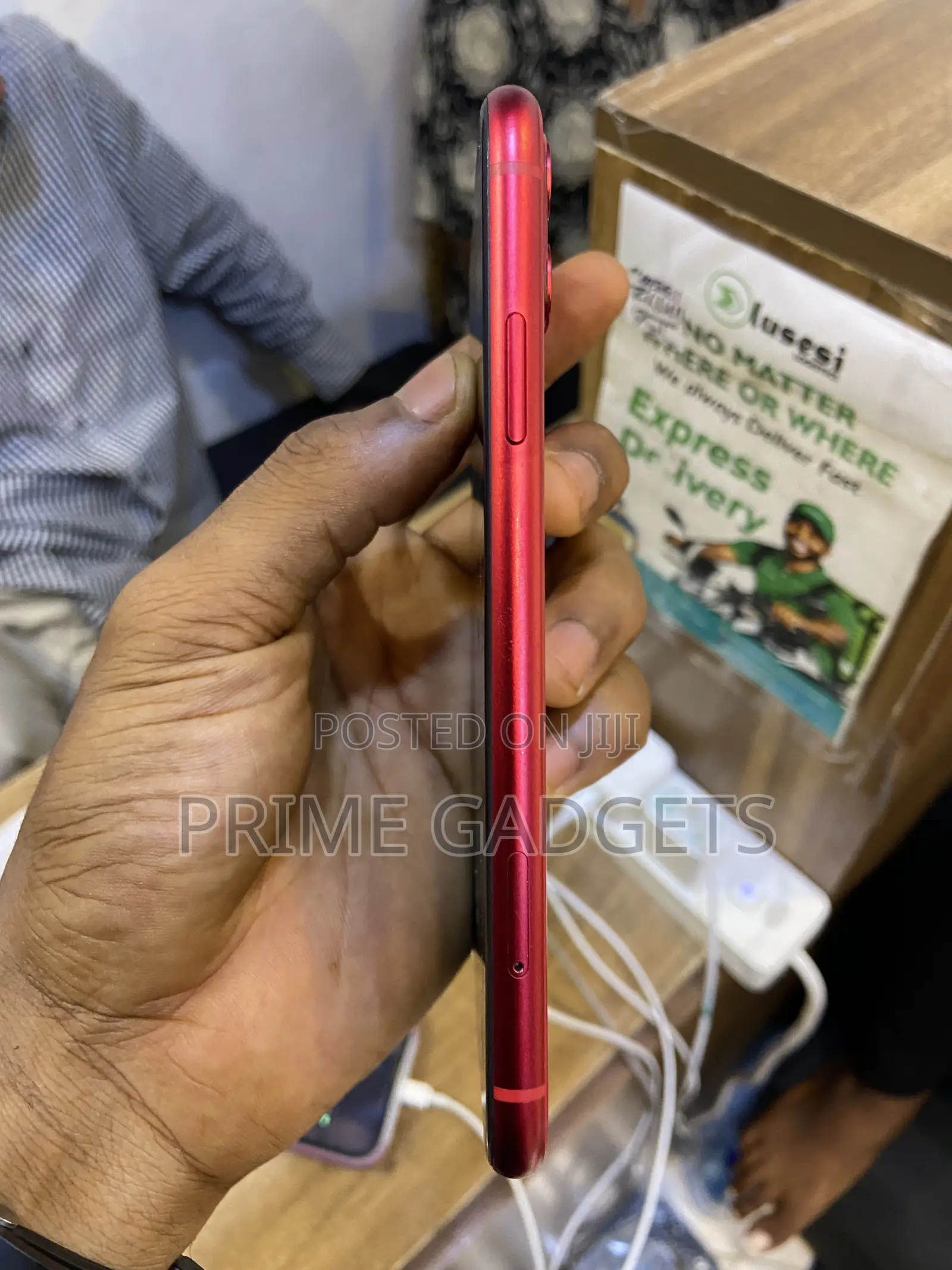 Apple iPhone 11 64 GB Red