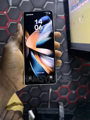 Samsung Galaxy Z Fold4 512 GB Gold