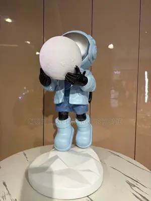Luxury Floor Astronaut