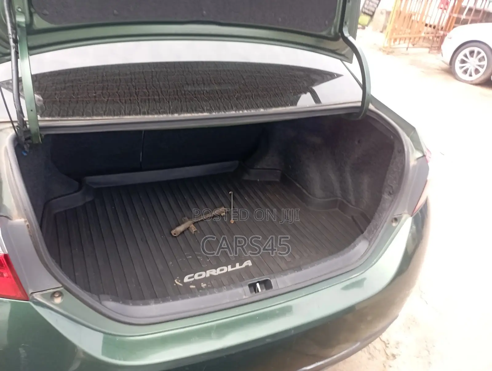 Toyota Corolla 2016 Green