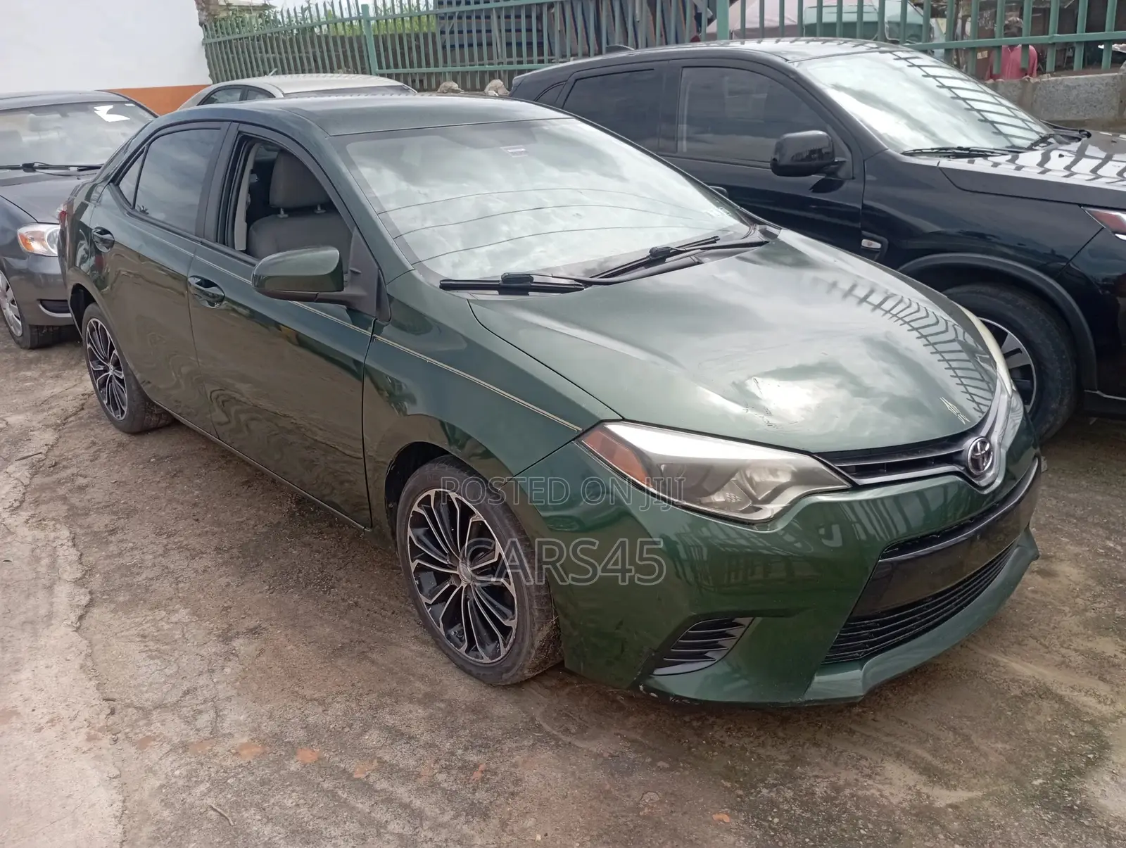 Toyota Corolla 2016 Green