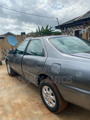 Toyota Camry Automatic 1999 Gray