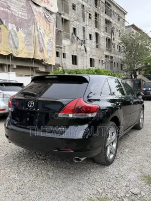 Toyota Venza XLE 2015 Black