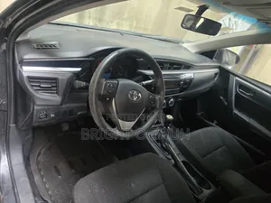 Toyota Corolla 2016 Black