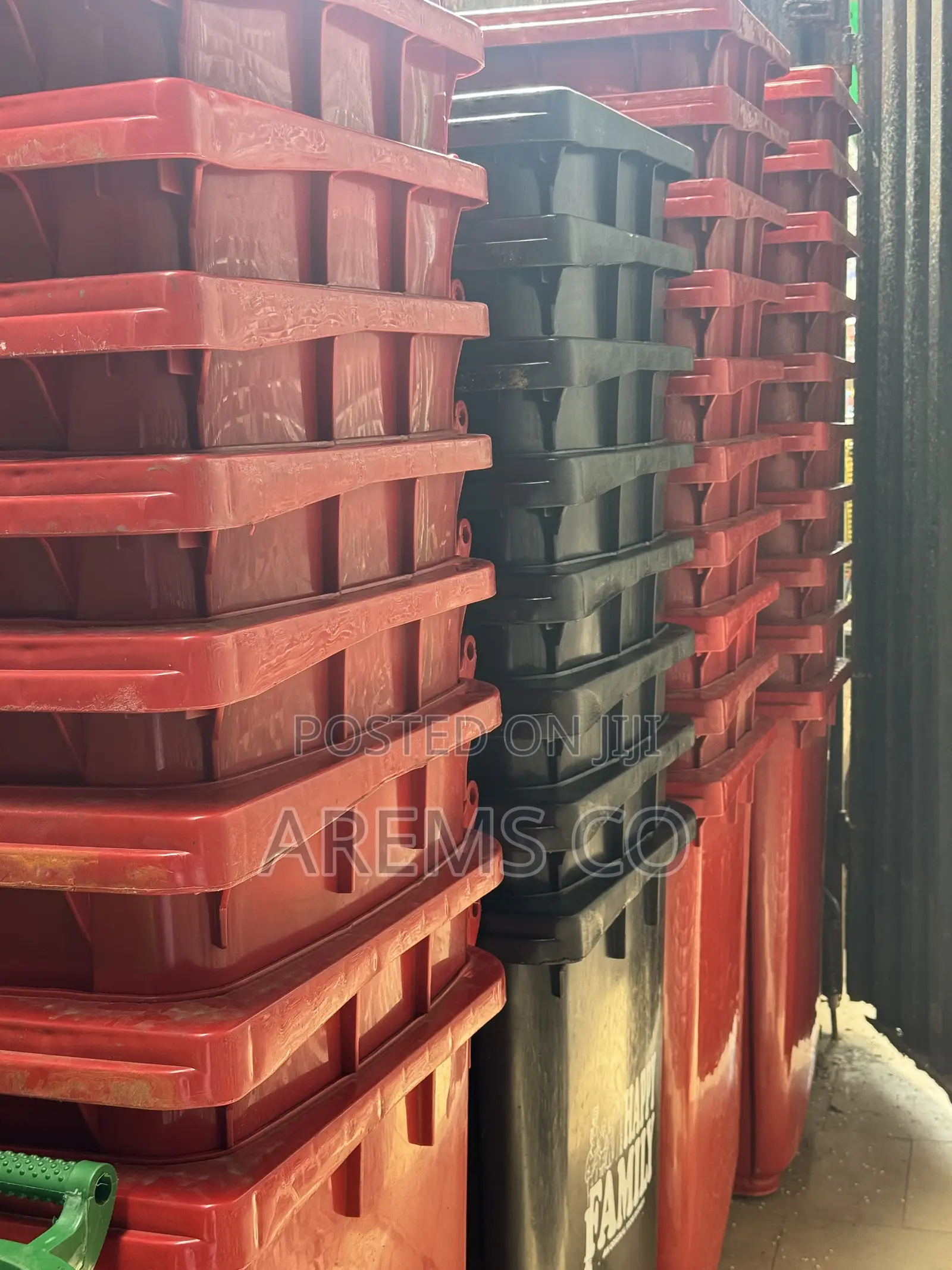 240 Litres Waste Bin