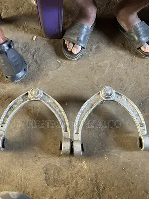 Mercedes Benz Ml350,Gle350,Gls550 and Gl450 W166 Front Upper Arm
