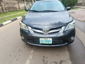 Toyota Corolla 2012 Gray