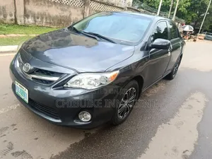 Toyota Corolla 2012 Gray