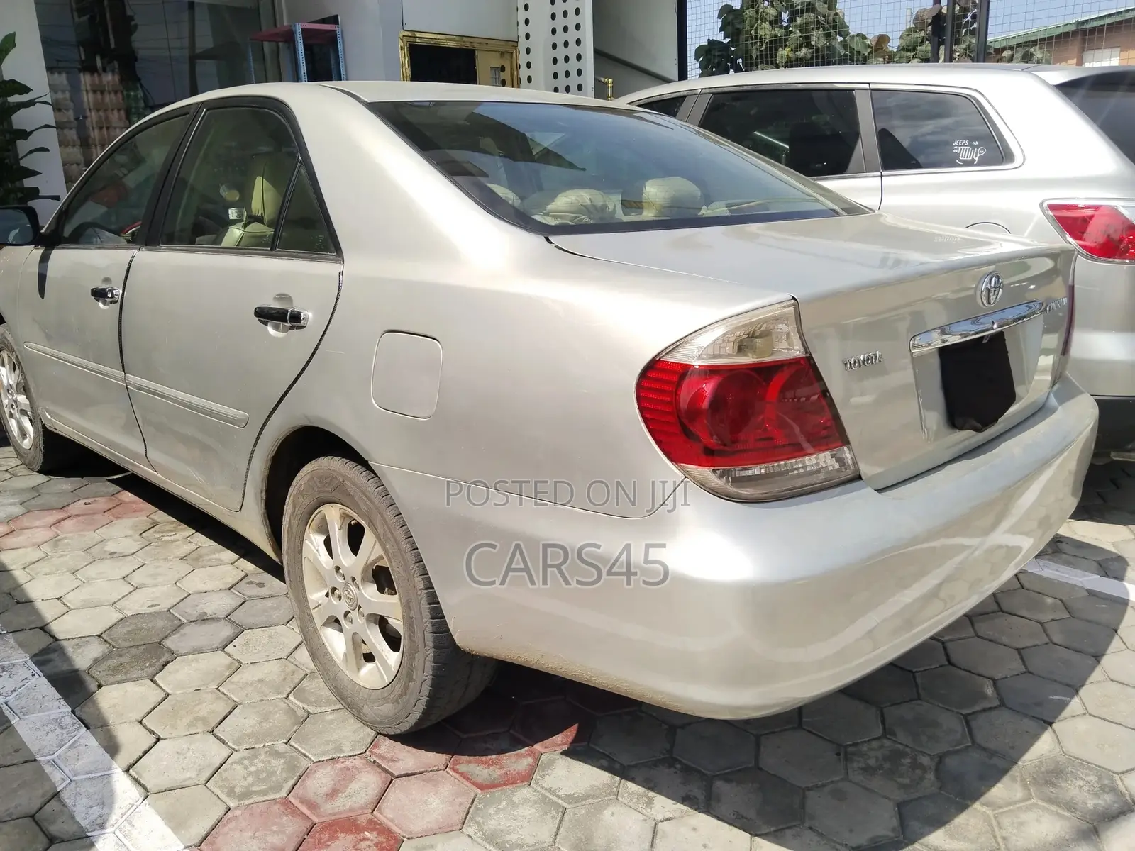 Toyota Camry 2005 Gray
