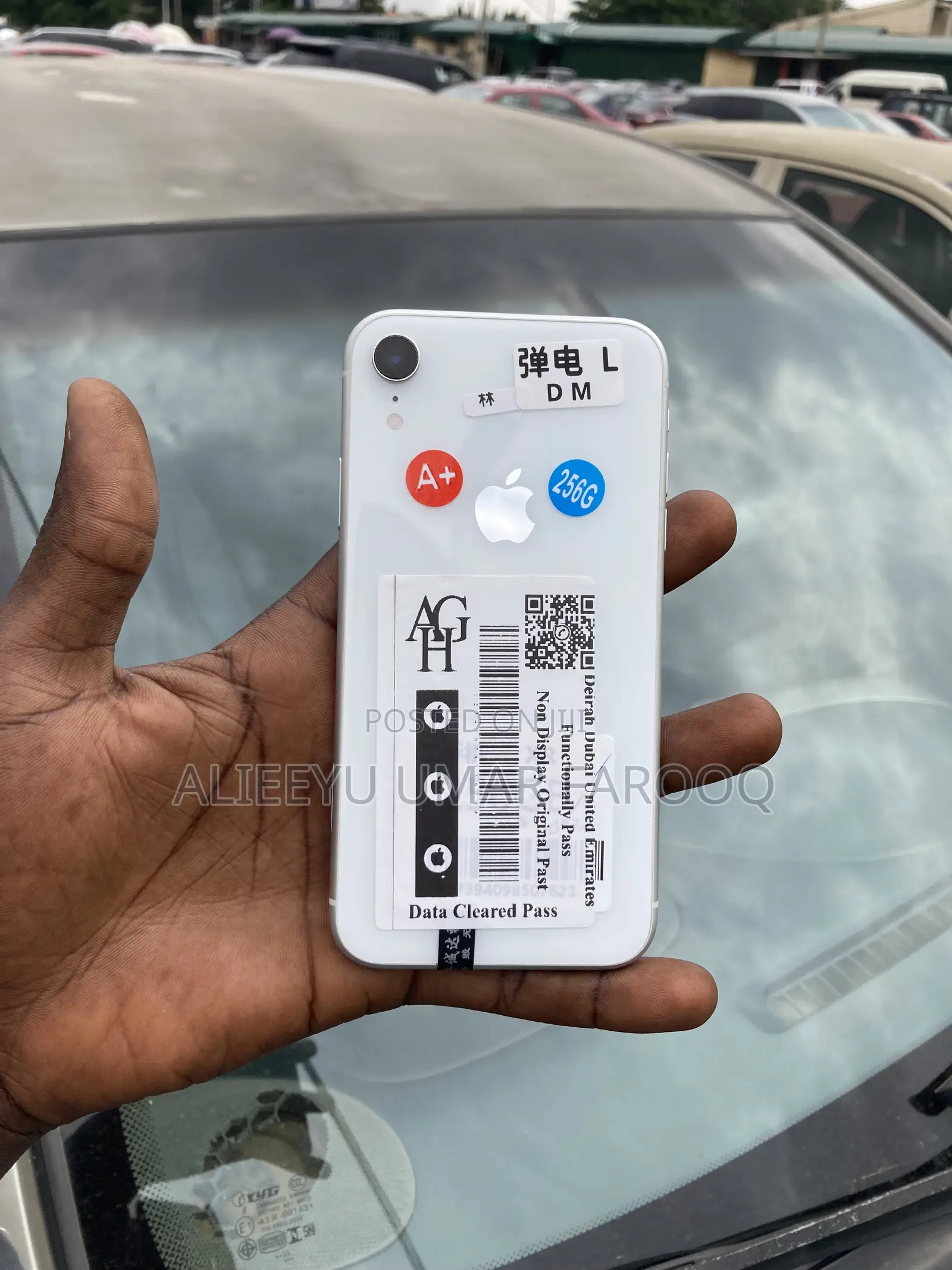 Apple iPhone XR 256 GB White