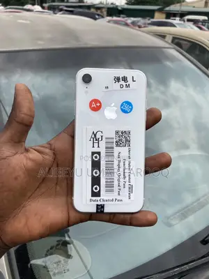 Apple iPhone XR 256 GB White