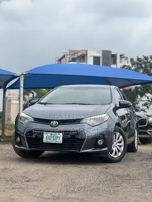 Toyota Corolla S 4dr Sedan (1.8L 4cyl CVT) 2014 Blue