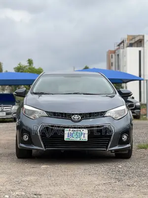 Toyota Corolla S 4dr Sedan (1.8L 4cyl CVT) 2014 Blue