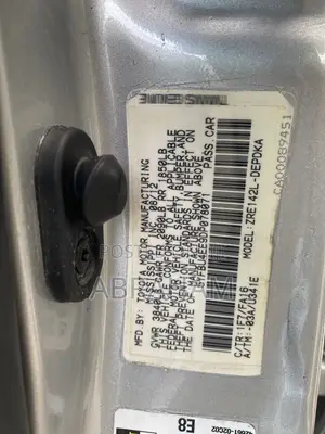 Toyota Corolla LE 4dr Sedan (1.8L 4cyl 4A) 2013 Silver