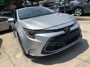 Toyota Corolla 2021 Silver