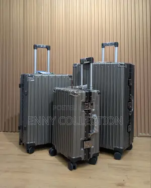 Aluminum Frame Luggage By3 With Cupholder and Usb Unit.