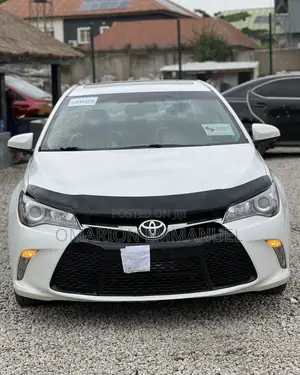 Toyota Camry XSE 4dr Sedan (2.5L 4cyl 6A) 2015 White