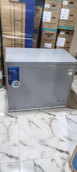 Midea Chest Freezer 250l With Storage Basket